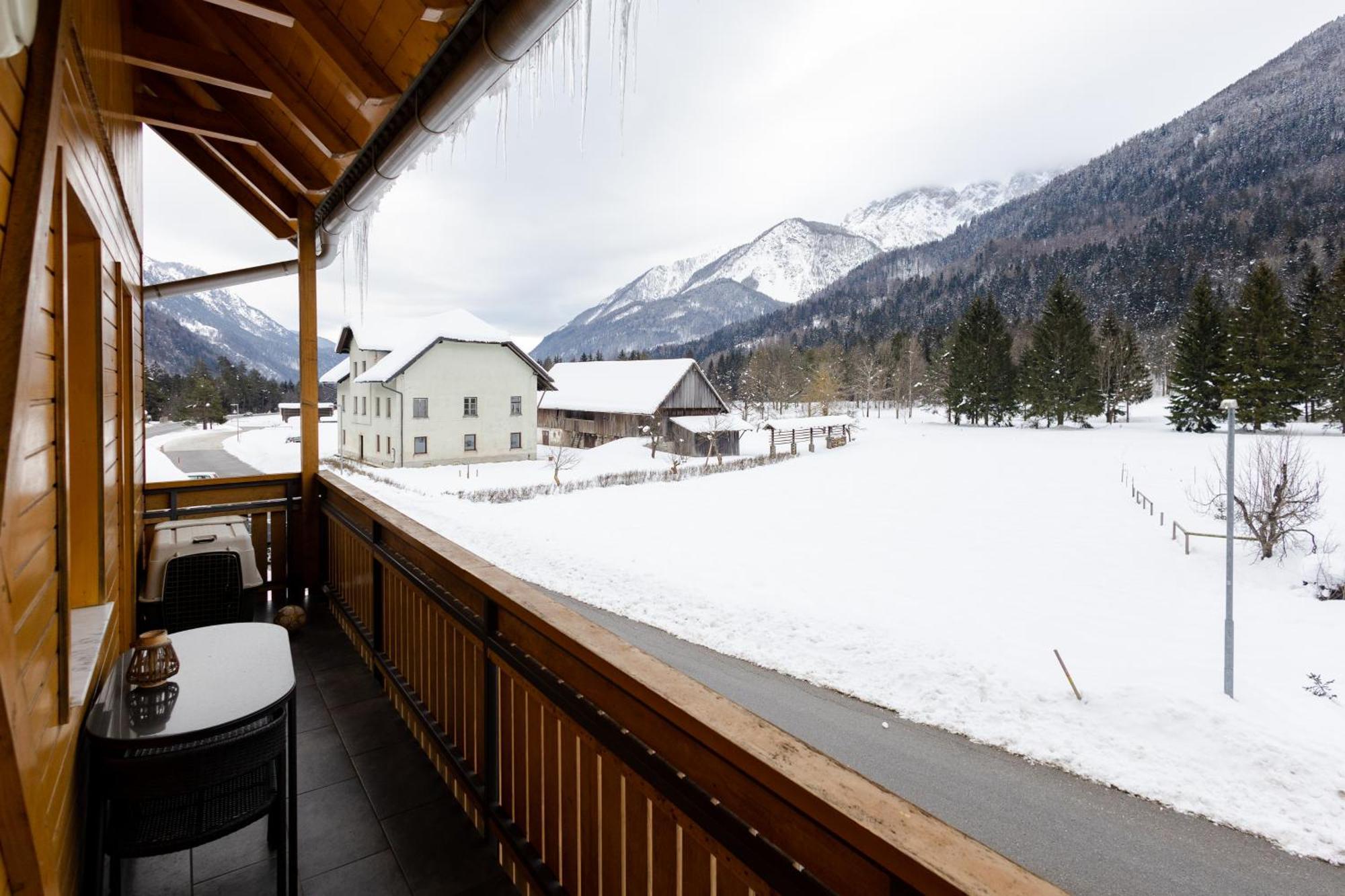 Waterfall Apartment - Cozy Mountain Retreat Kranjska Gora Exterior photo